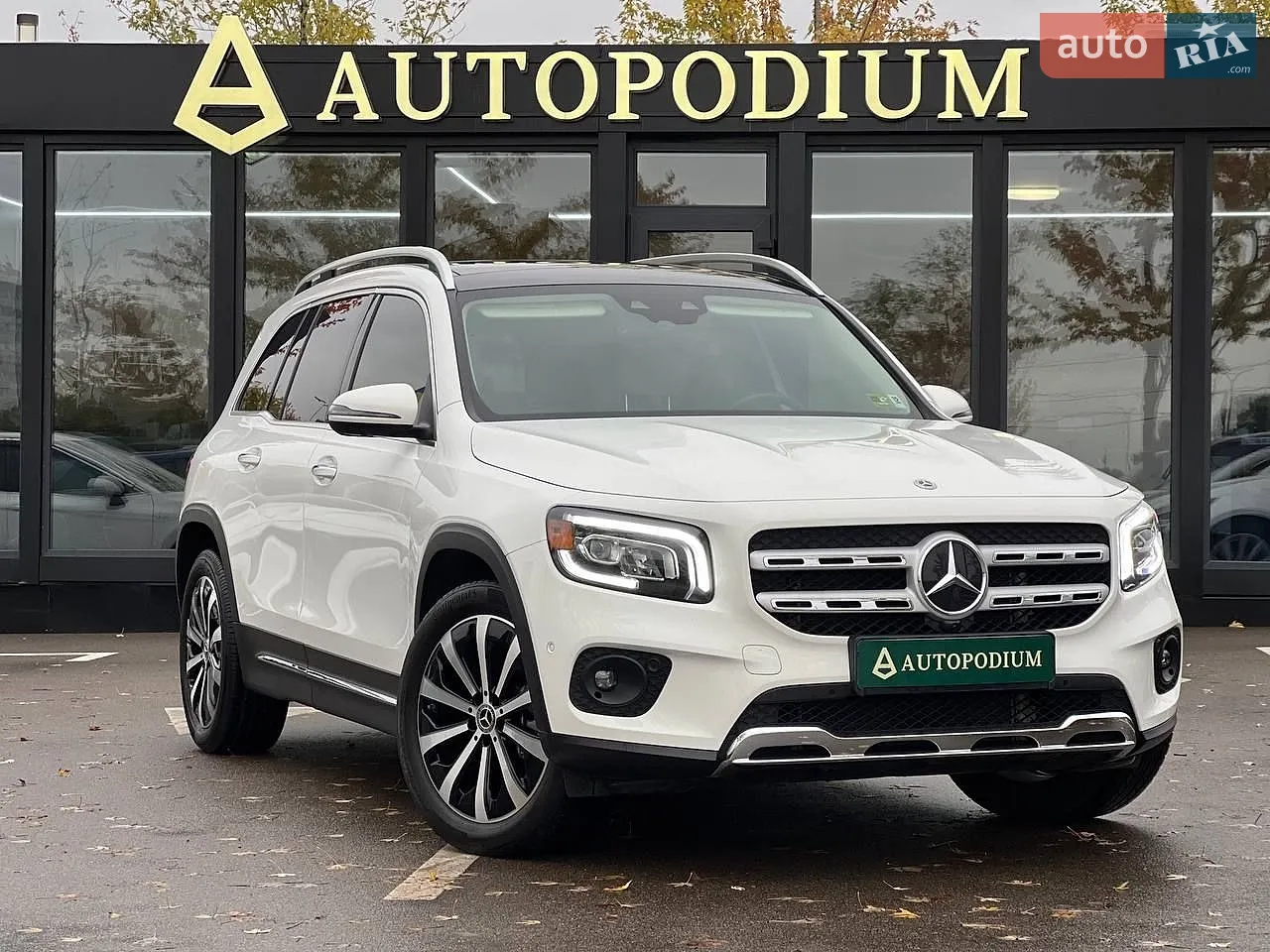 Mercedes-Benz GLB-Class, 2023