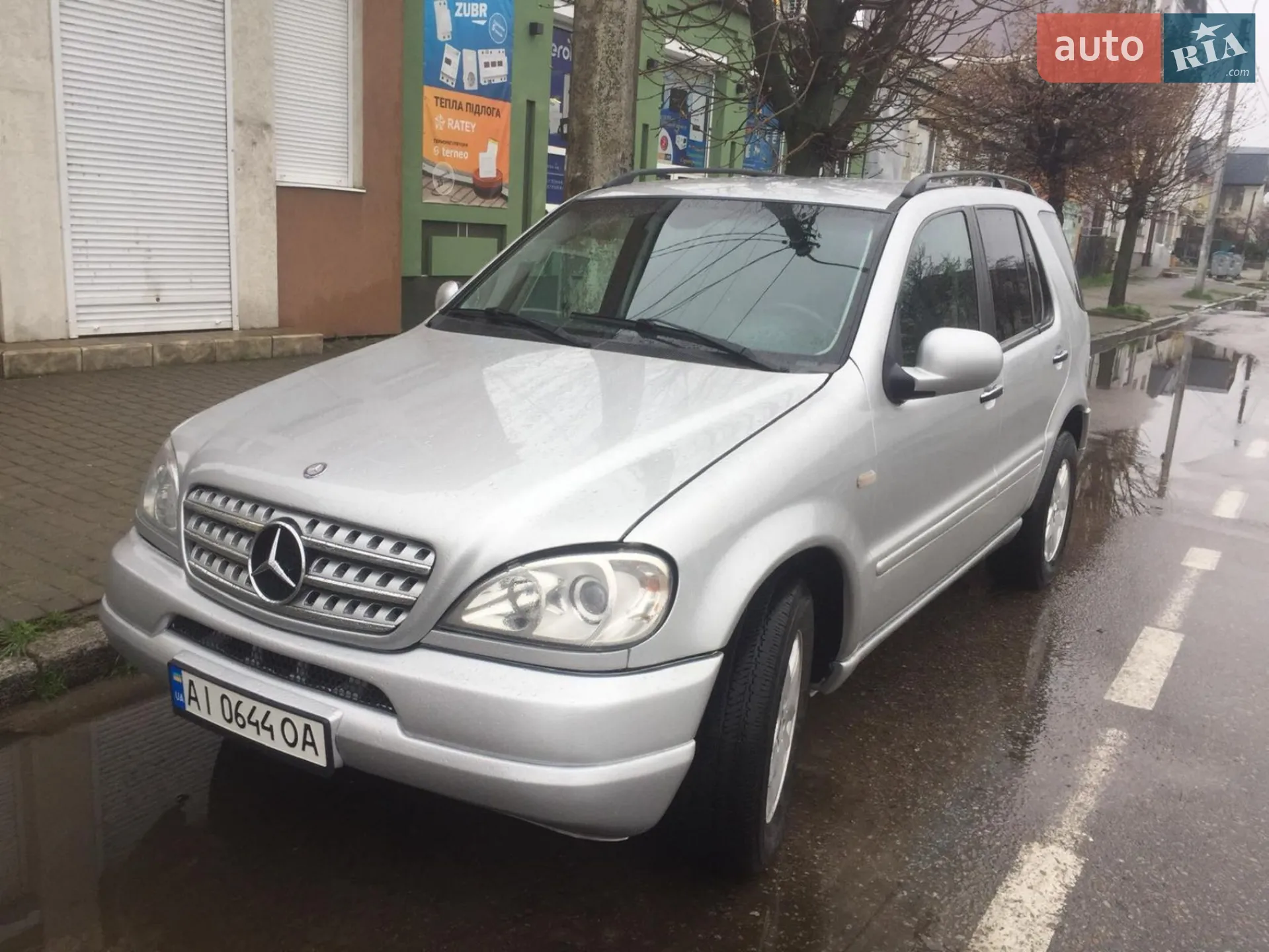 Mercedes-Benz M-Class, 2000