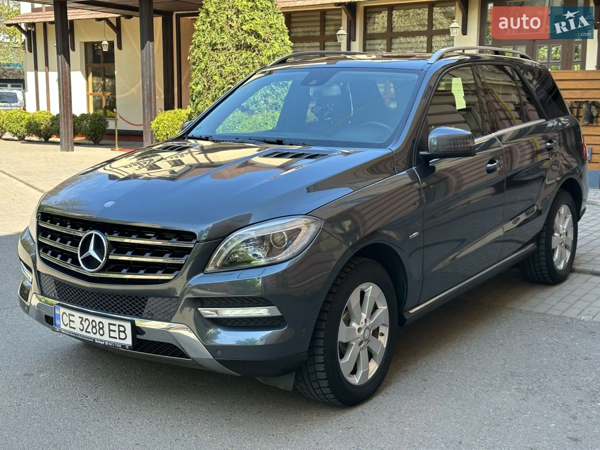 Mercedes-Benz M-Class, 2012