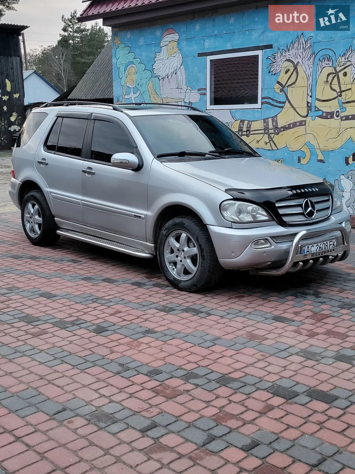 Mercedes-Benz M-Class, 2004