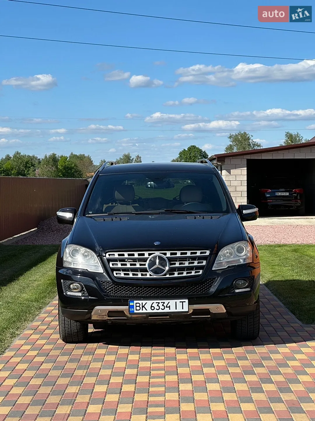 Mercedes-Benz M-Class, 2009