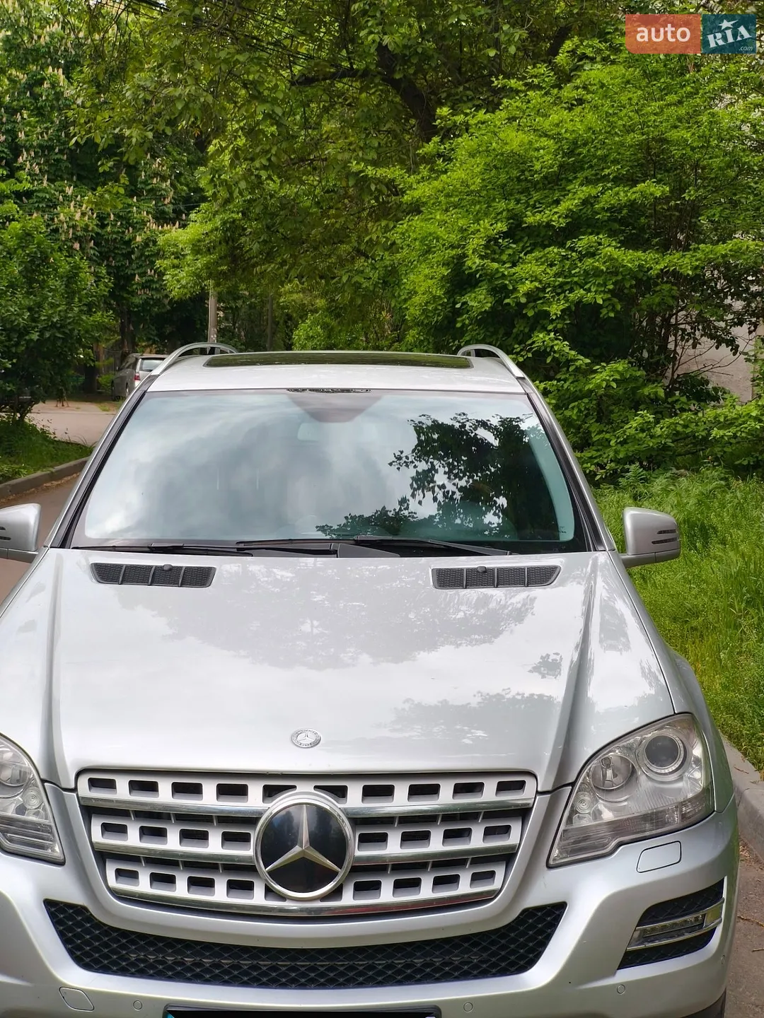 Mercedes-Benz M-Class, 2010