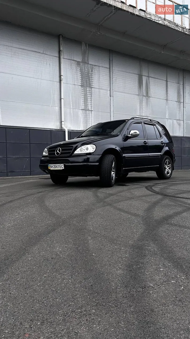 Mercedes-Benz M-Class, 1997