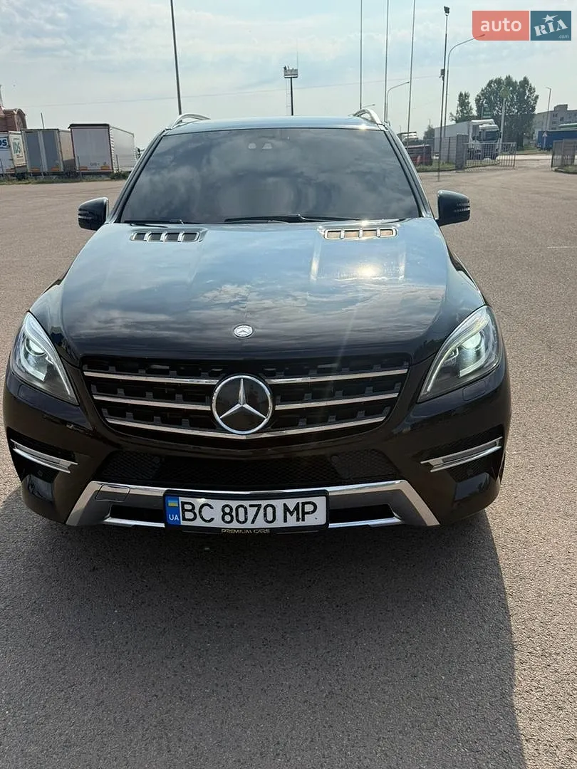 Mercedes-Benz M-Class, 2012