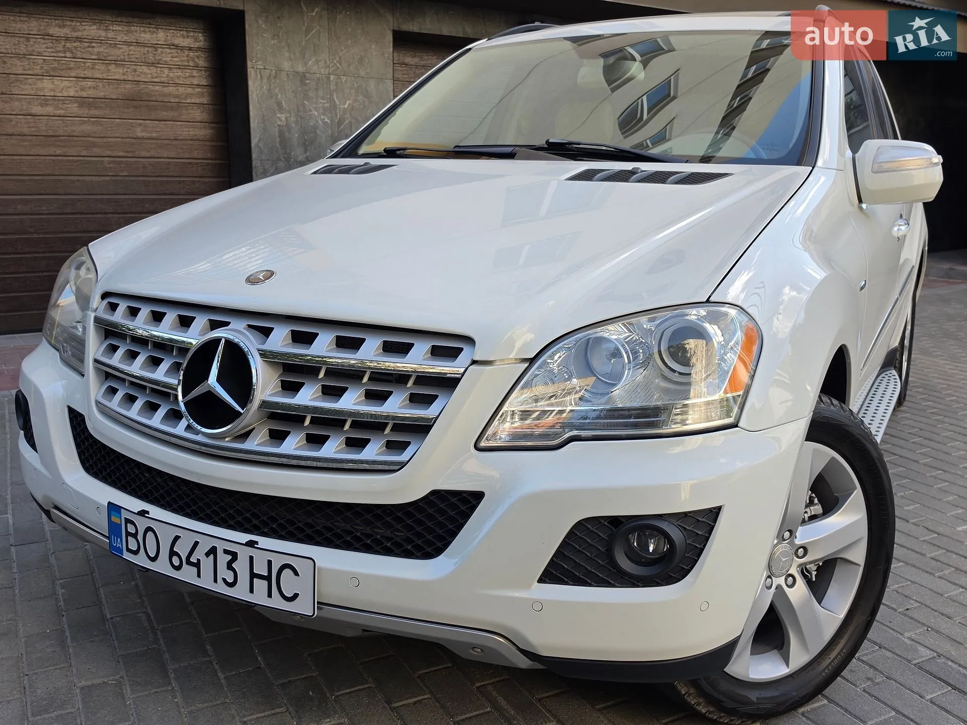 Mercedes-Benz M-Class 2009 — 1