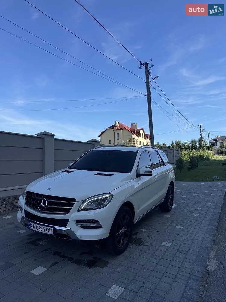 Mercedes-Benz M-Class, 2012