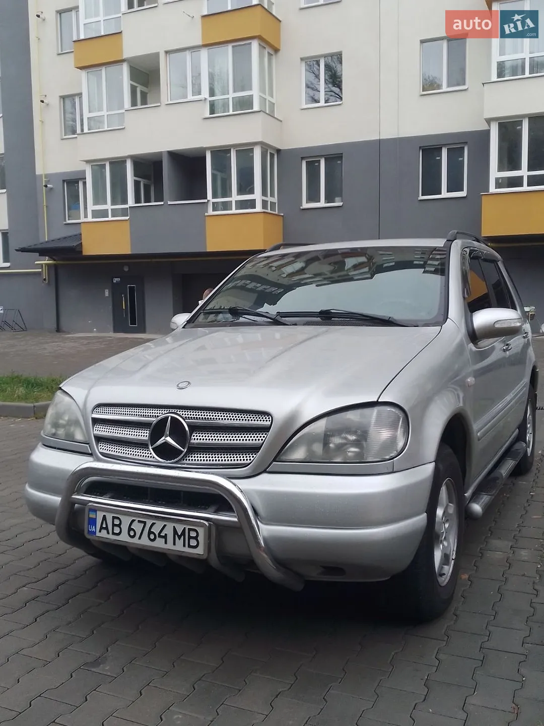 Mercedes-Benz M-Class, 2001