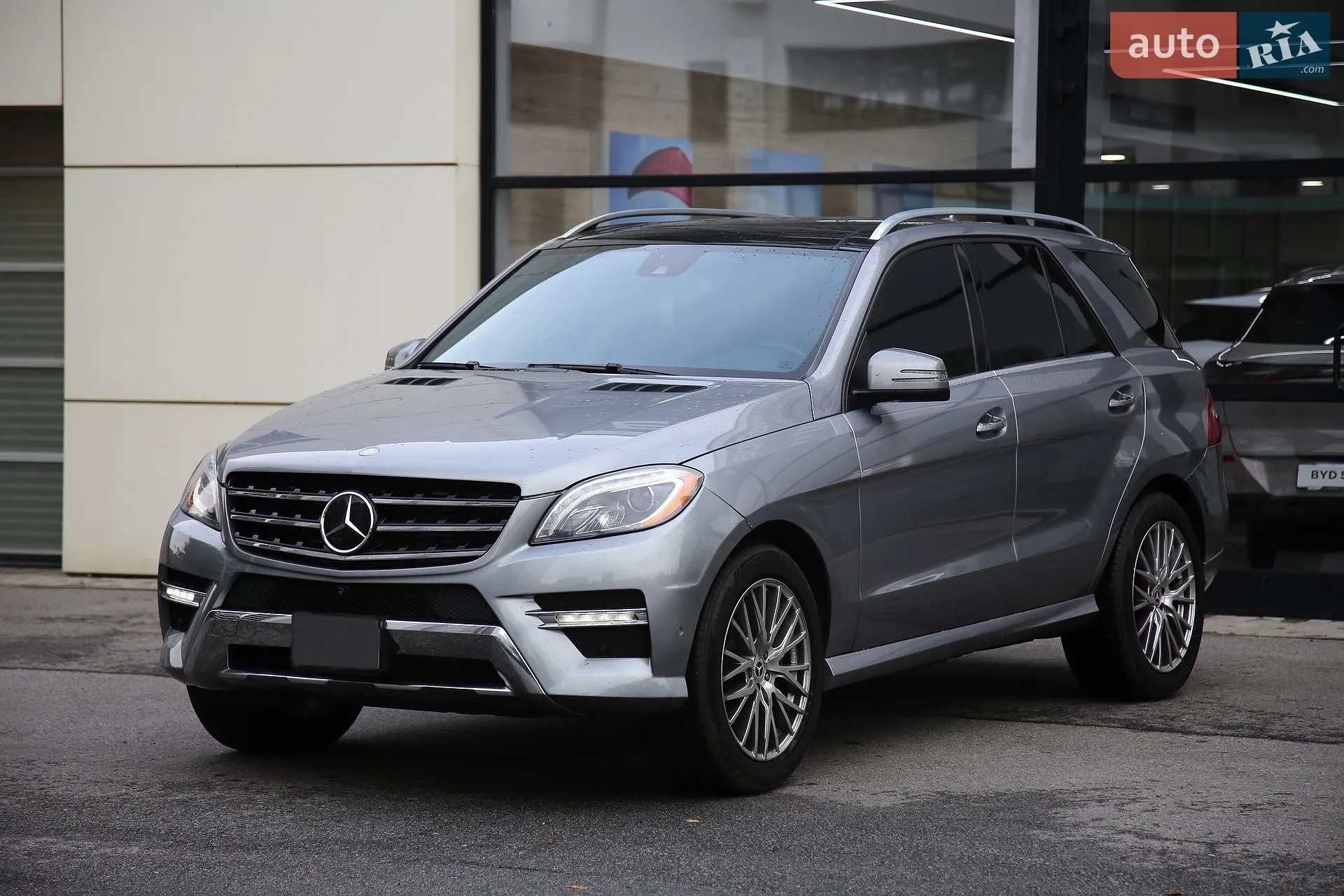 Mercedes-Benz M-Class, 2015
