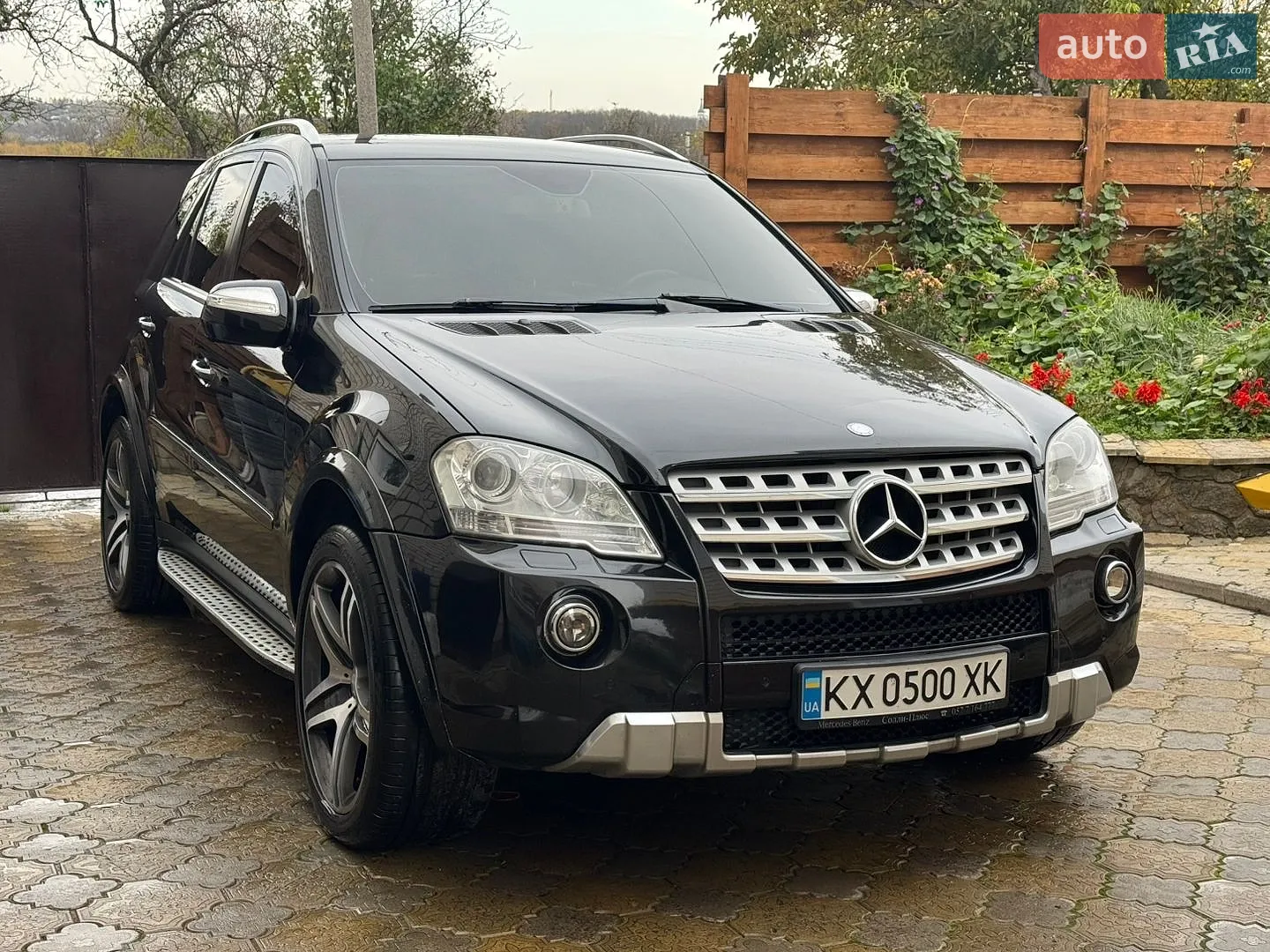 Mercedes-Benz M-Class, 2009