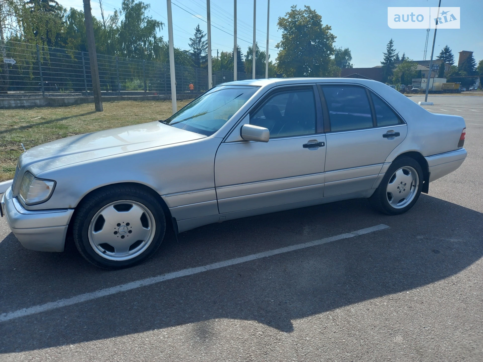 Mercedes-Benz S-Class, 1995