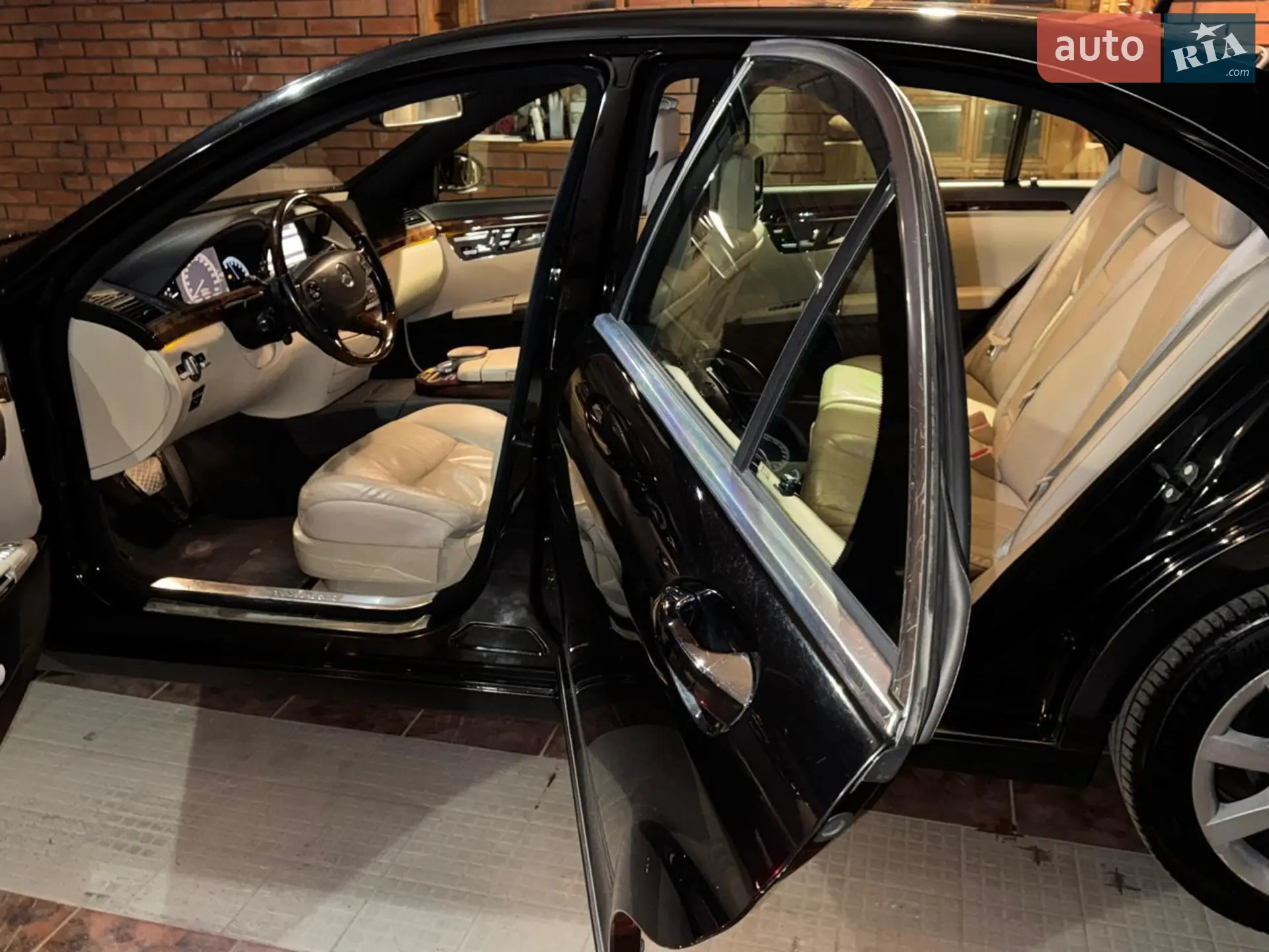 Mercedes-Benz S-Class, 2006