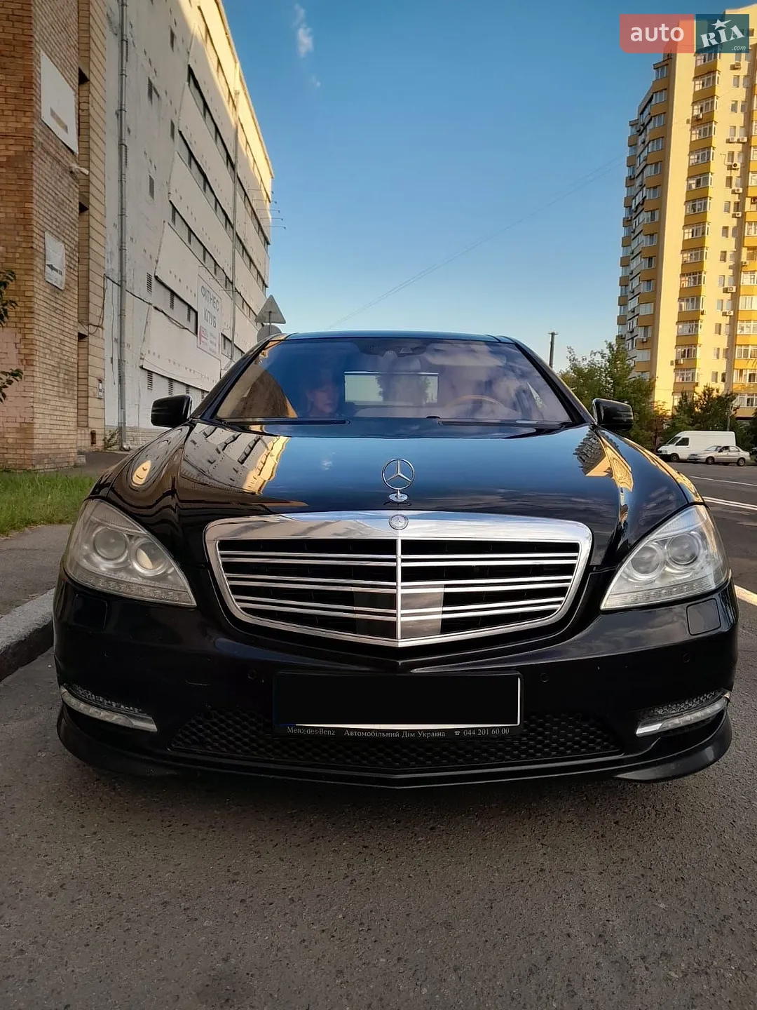 Mercedes-Benz S-Class, 2011