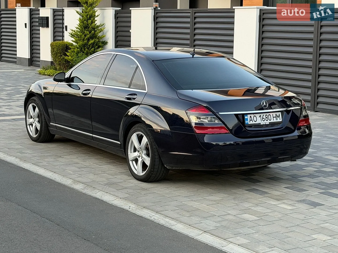 Mercedes-Benz S-Class, 2007