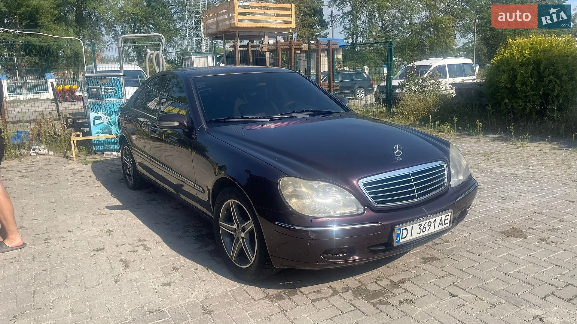 Mercedes-Benz S-Class, 1992