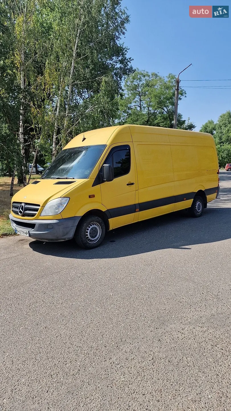 Mercedes-Benz Sprinter, 2011
