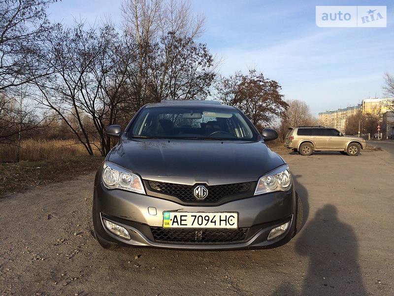 MG 350, 2012