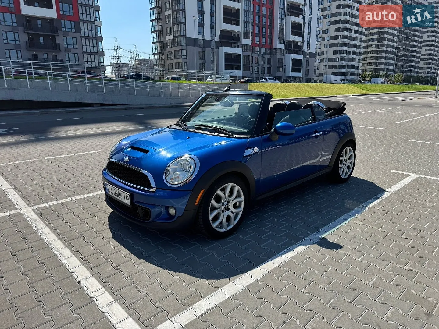 MINI Convertible, 2011