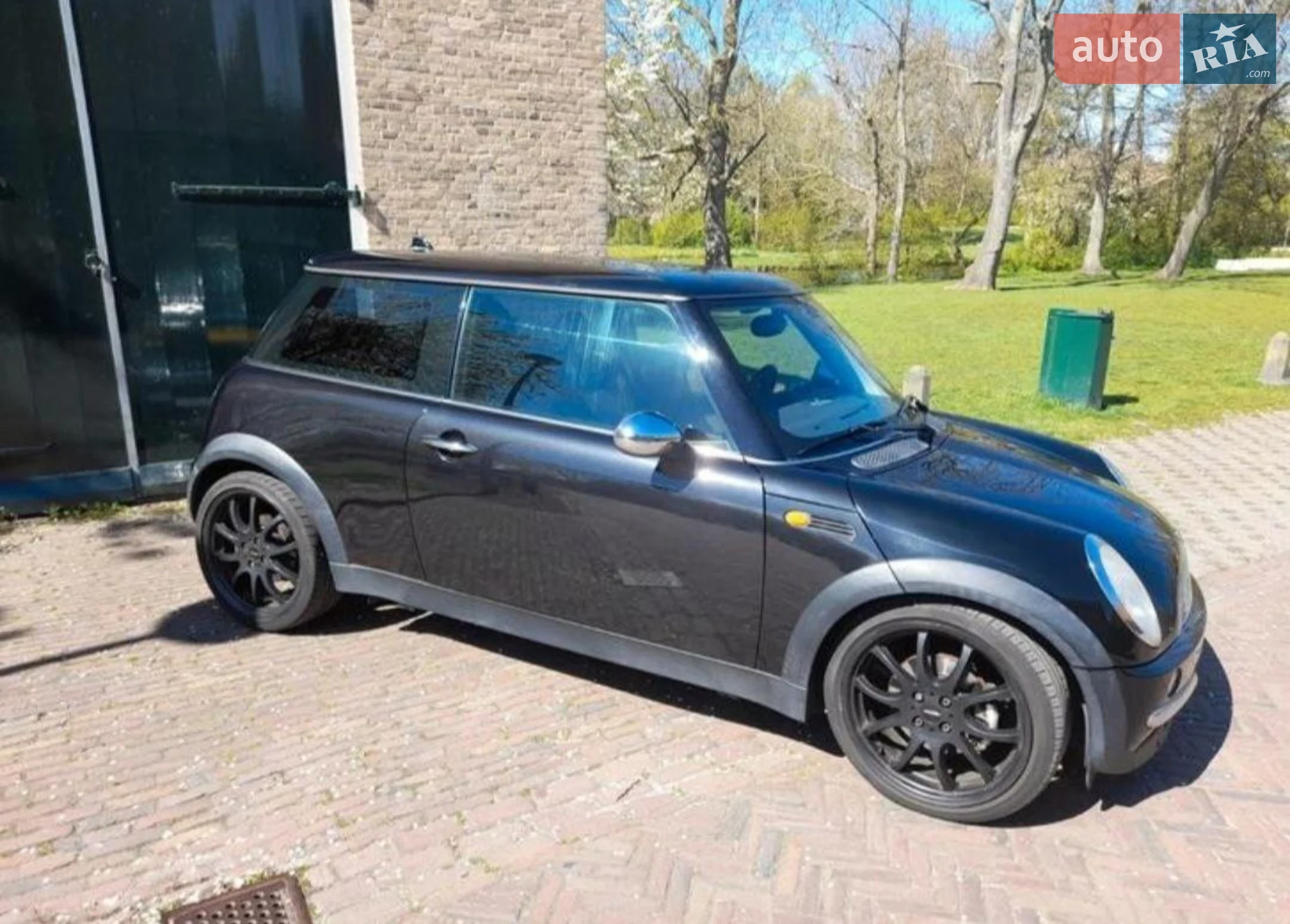 MINI Cooper, 2004