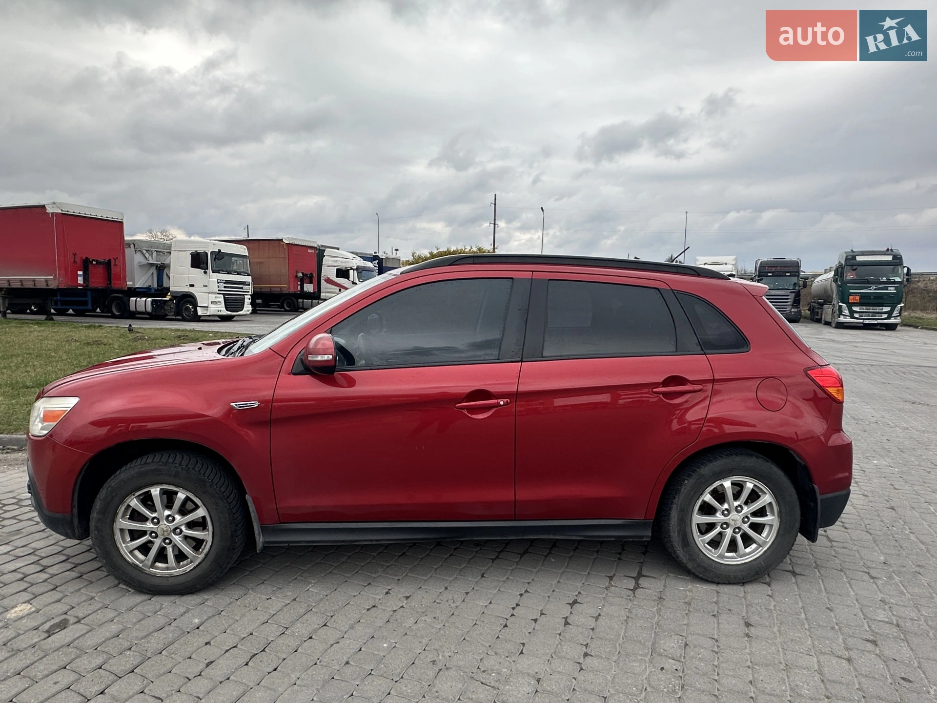 Mitsubishi ASX, 2011