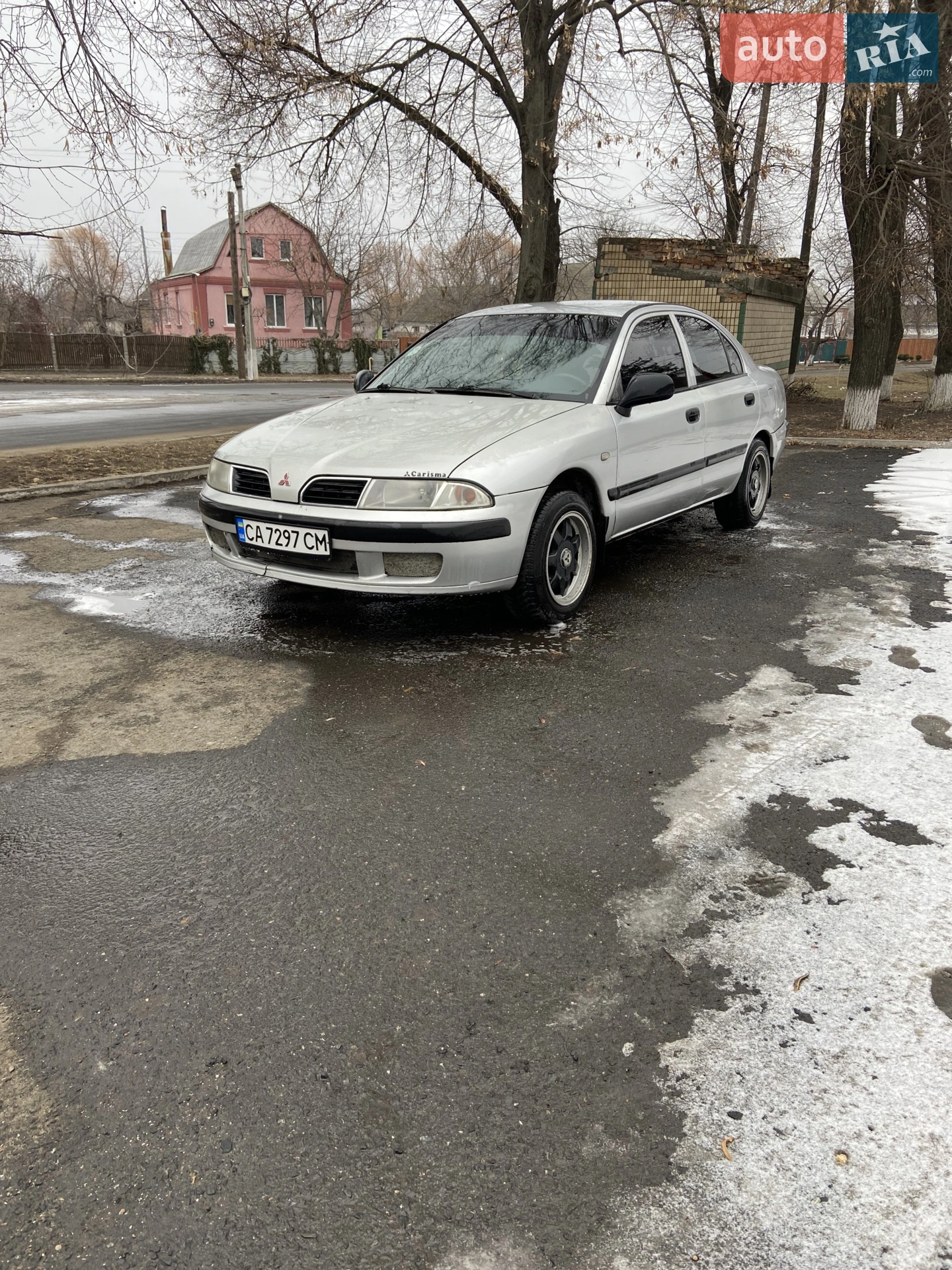Mitsubishi Carisma, 1999
