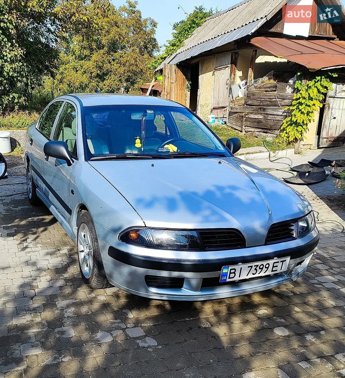 Mitsubishi Carisma, 2002