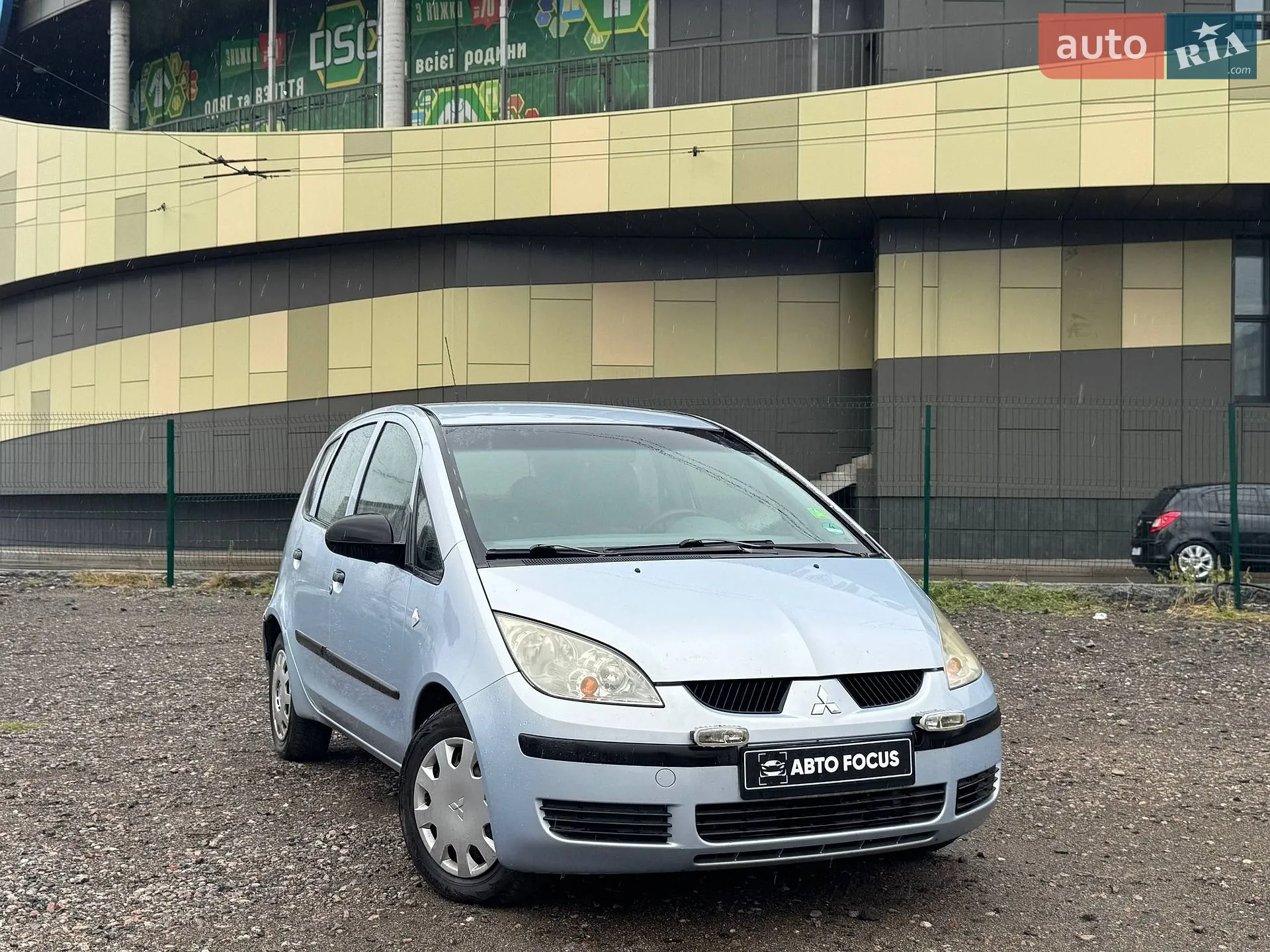 Mitsubishi Colt, 2004