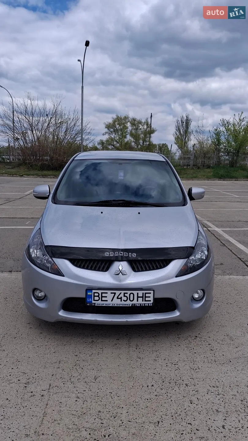 Mitsubishi Grandis, 2006