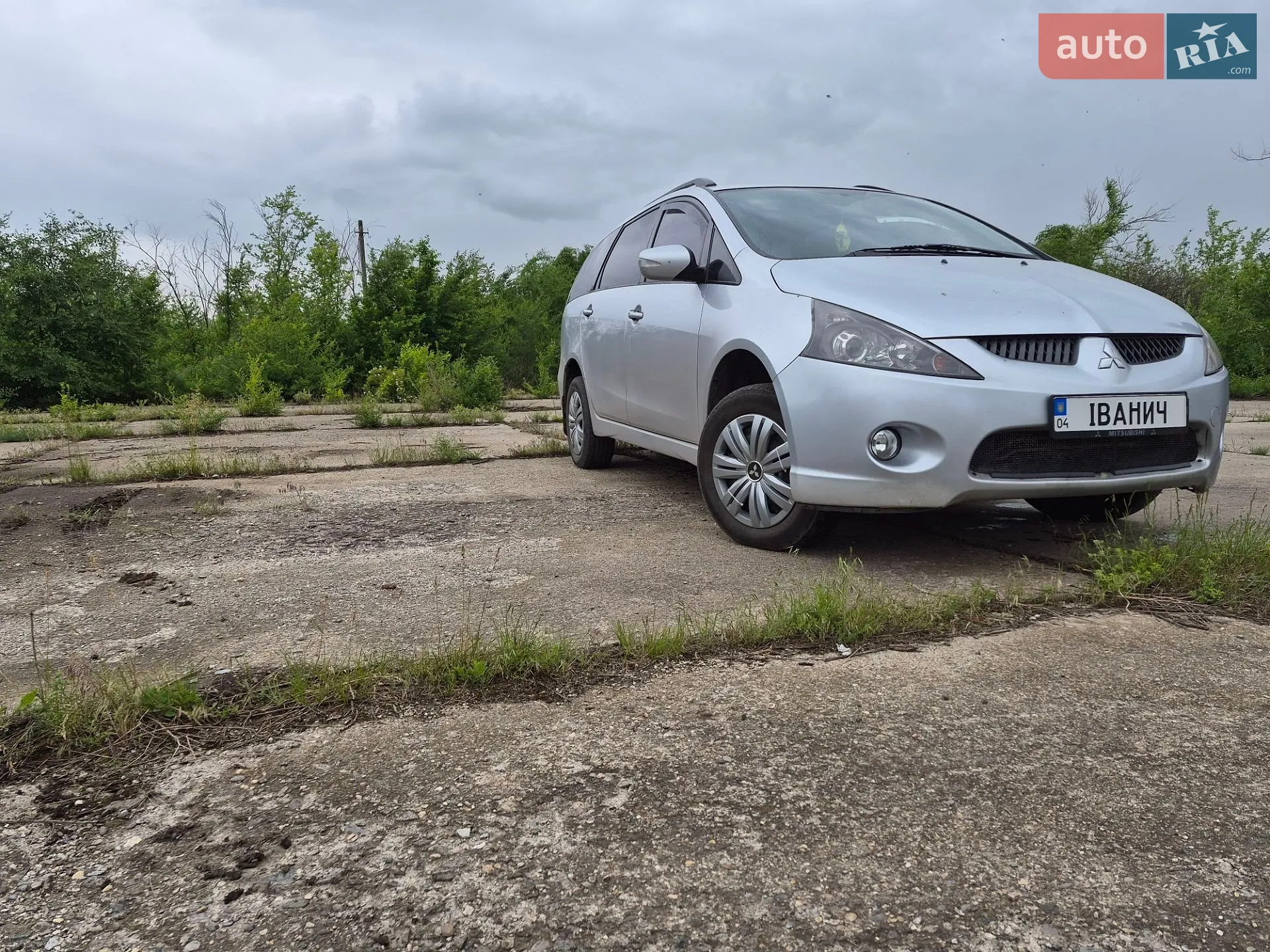 Mitsubishi Grandis, 2004