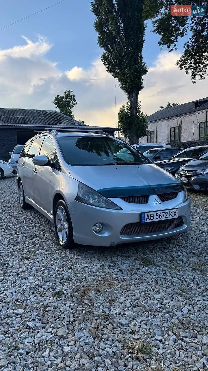 Mitsubishi Grandis, 2006