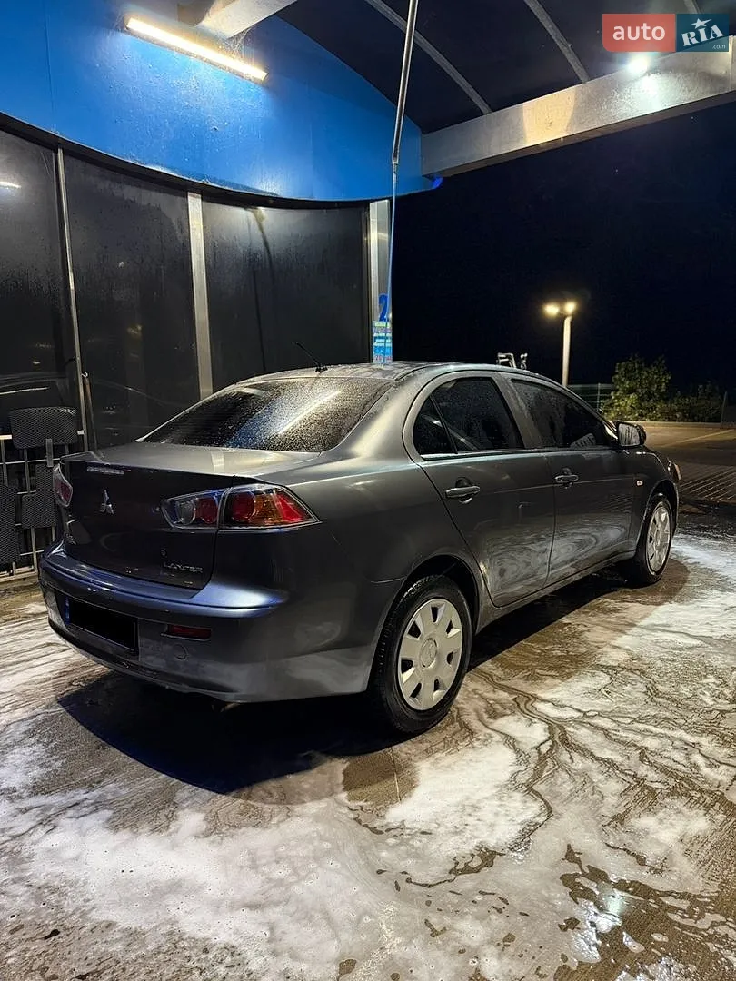 Mitsubishi Lancer, 2011