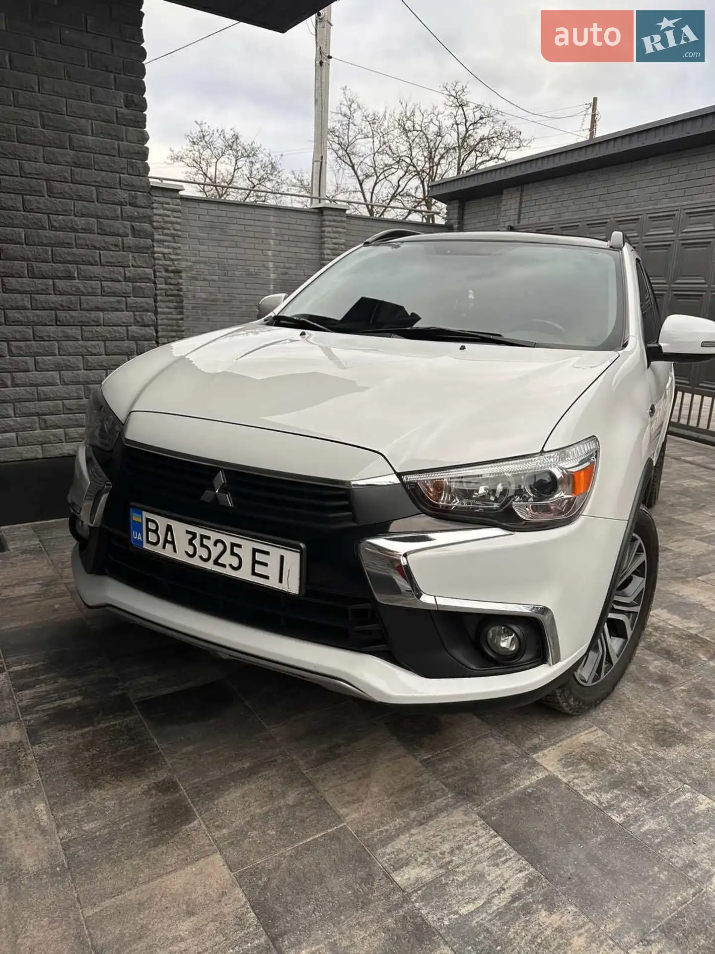 Mitsubishi Outlander Sport, 2017