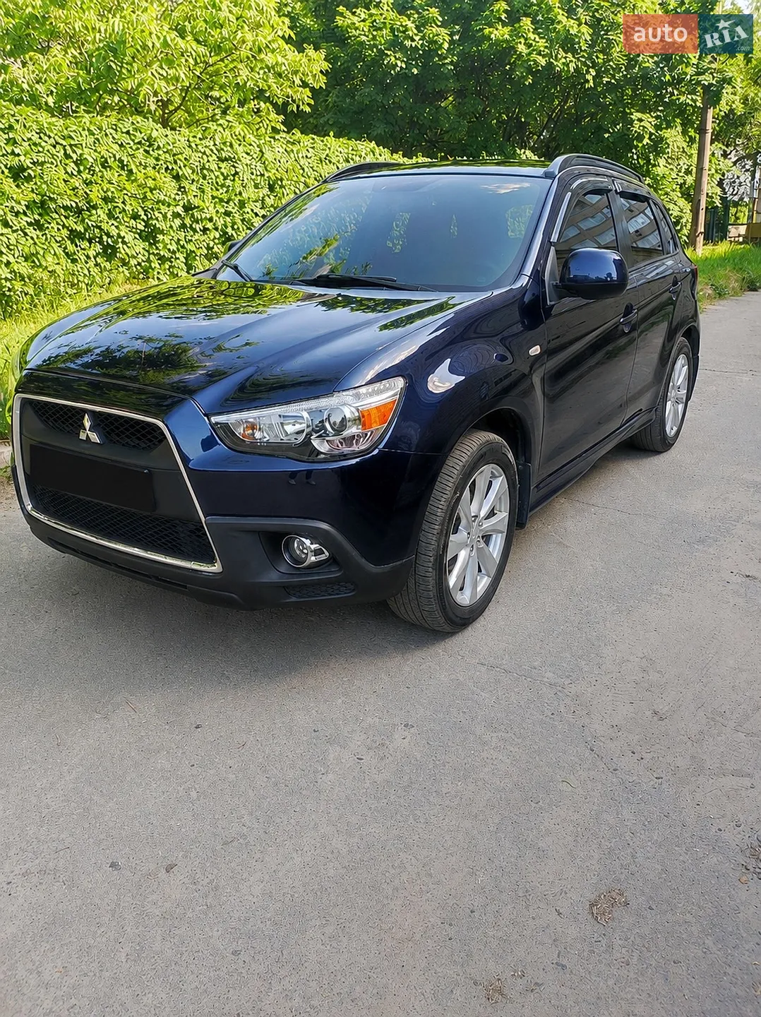 Mitsubishi Outlander Sport, 2011