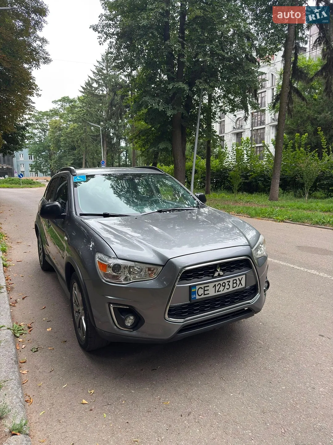 Mitsubishi Outlander Sport, 2013