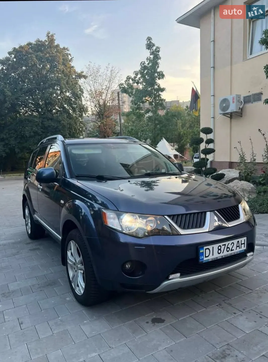 Mitsubishi Outlander XL, 2008