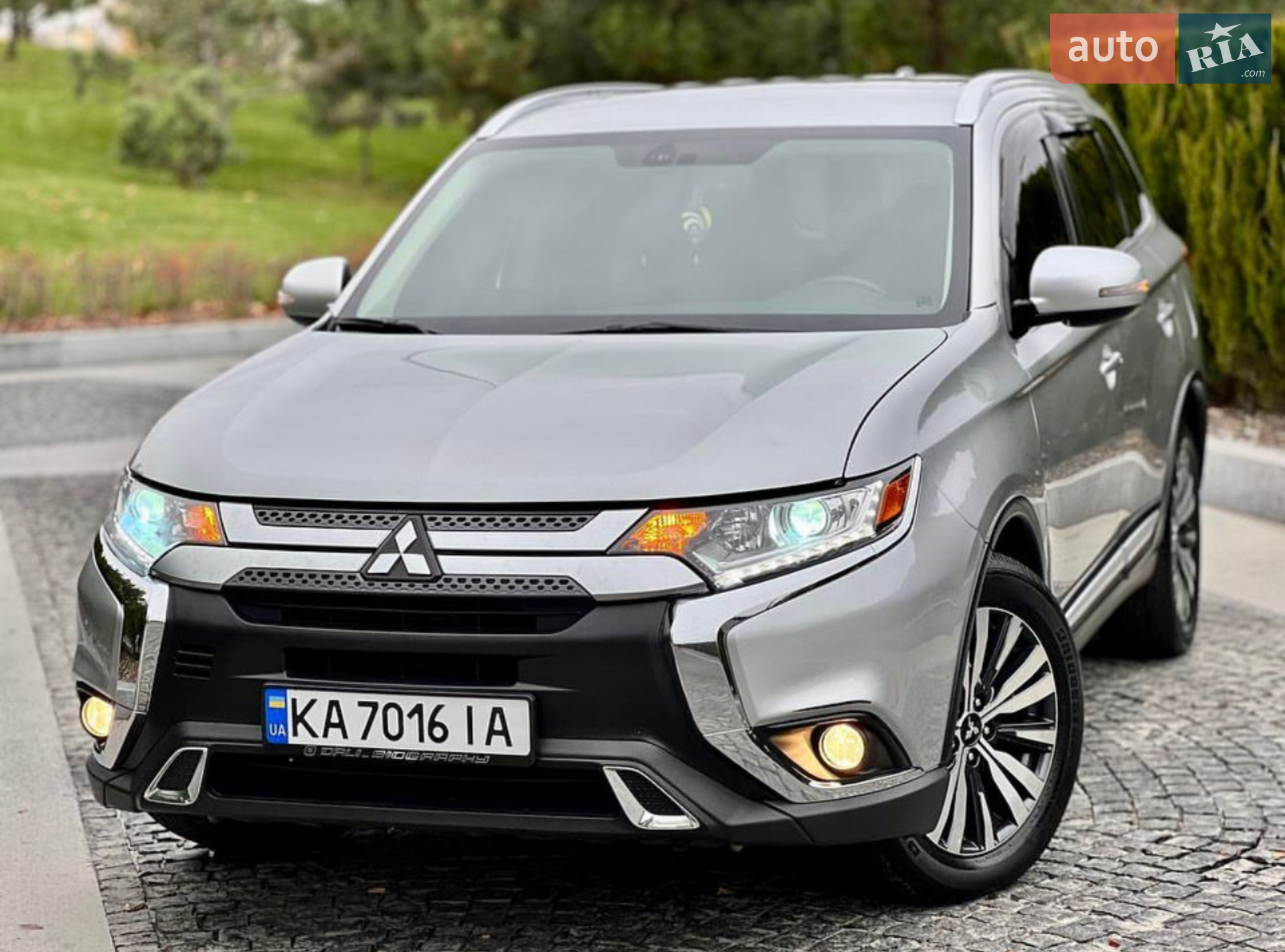 Mitsubishi Outlander, 2019