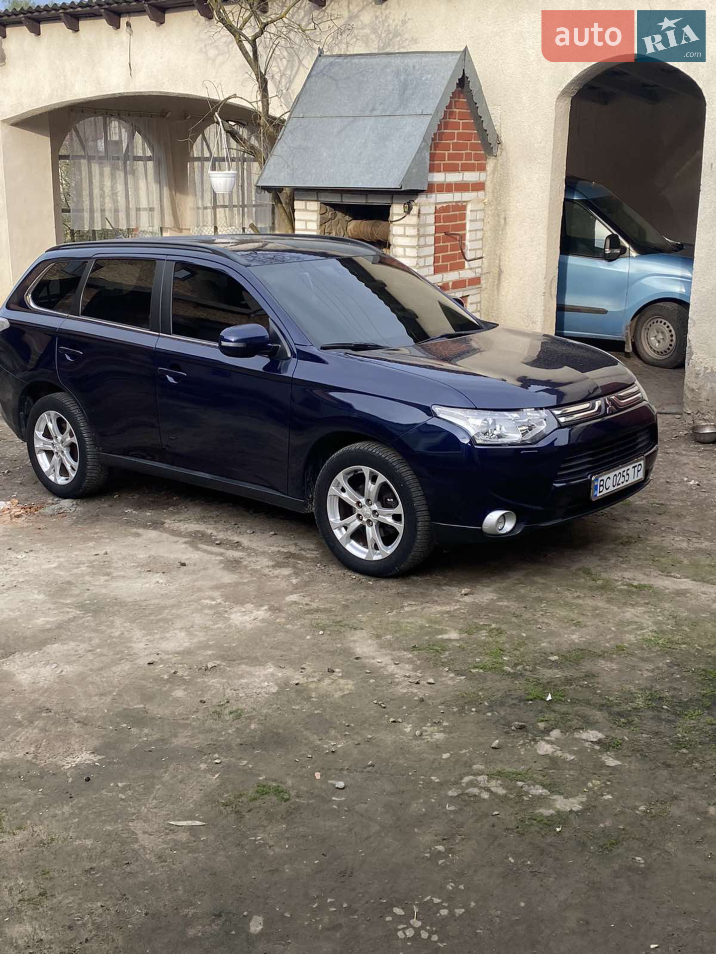 Mitsubishi Outlander, 2013