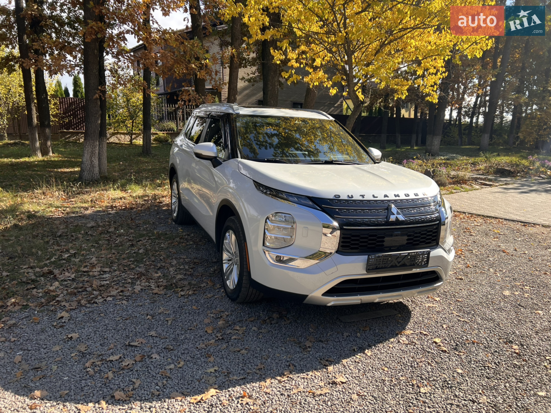 Mitsubishi Outlander, 2022
