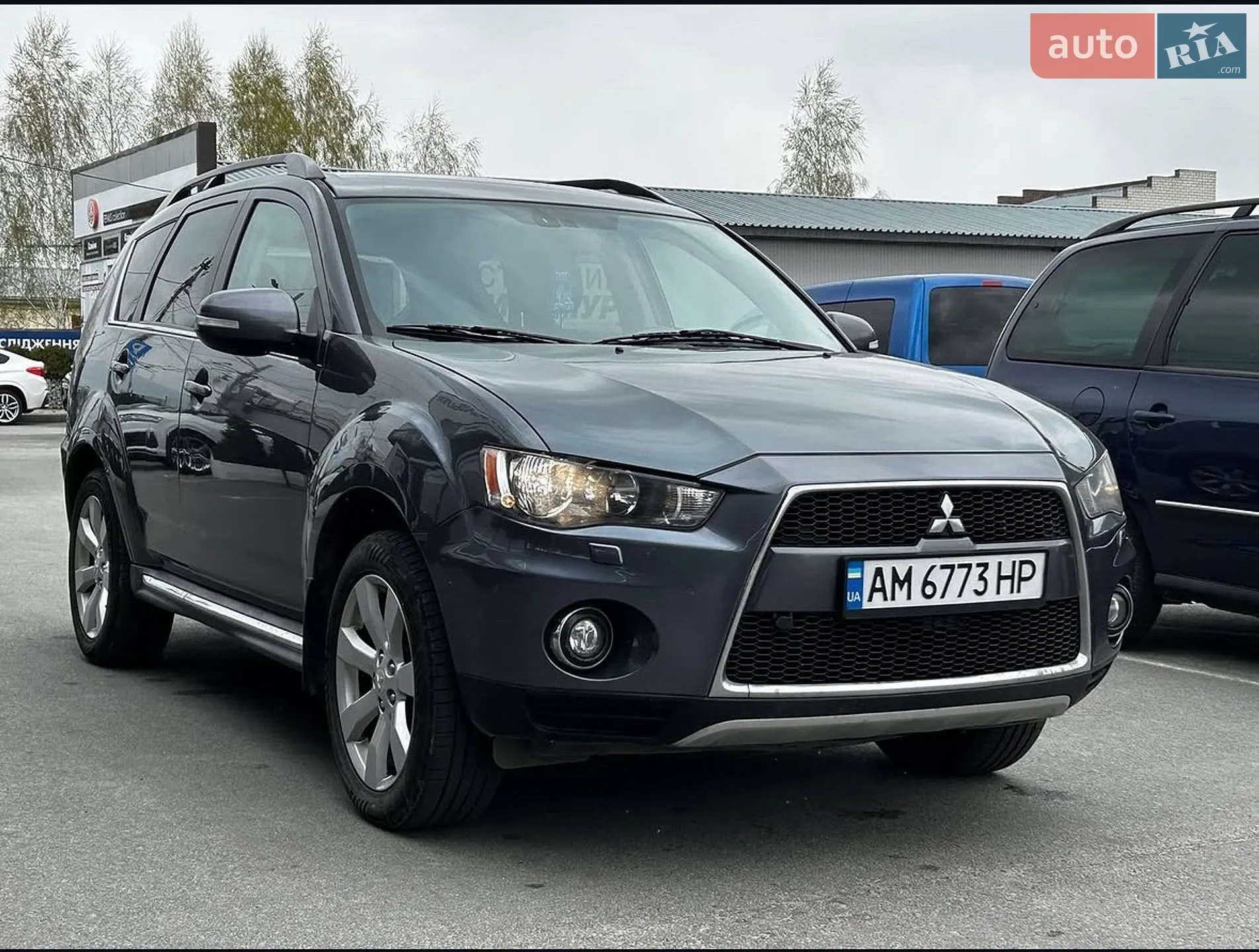 Mitsubishi Outlander, 2011