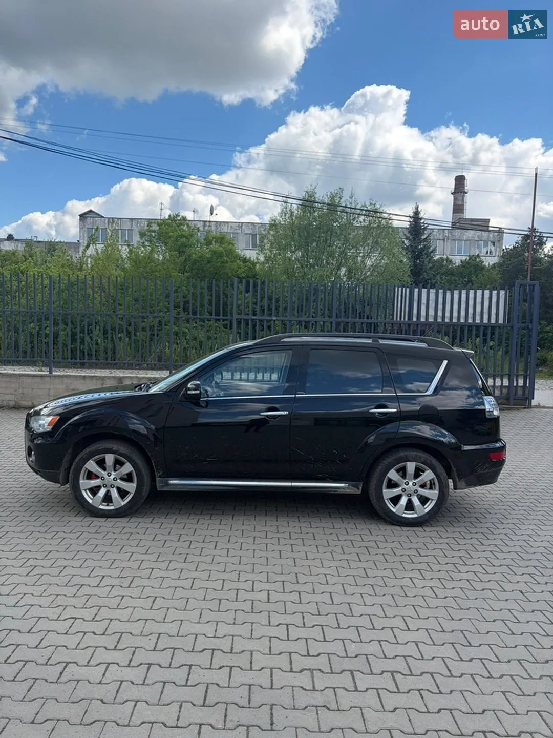 Mitsubishi Outlander, 2011