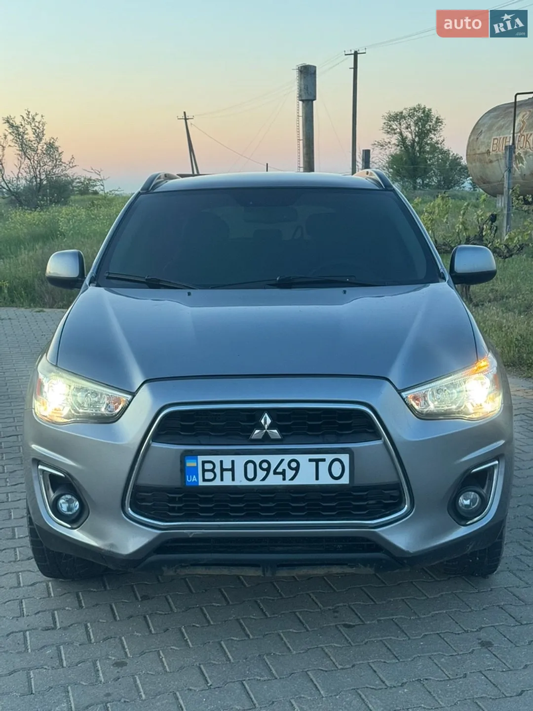Mitsubishi Outlander, 2012