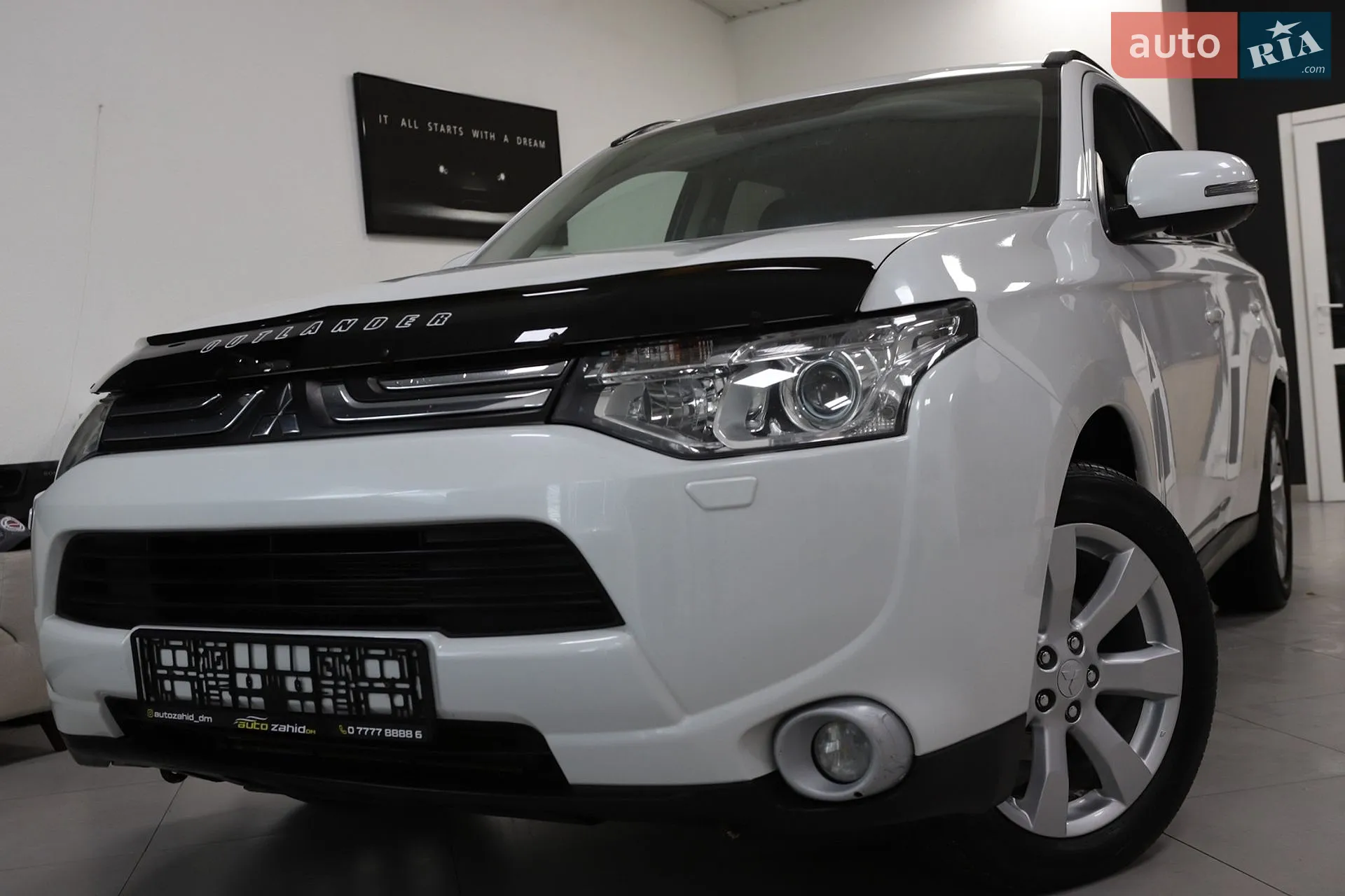 Mitsubishi Outlander, 2014