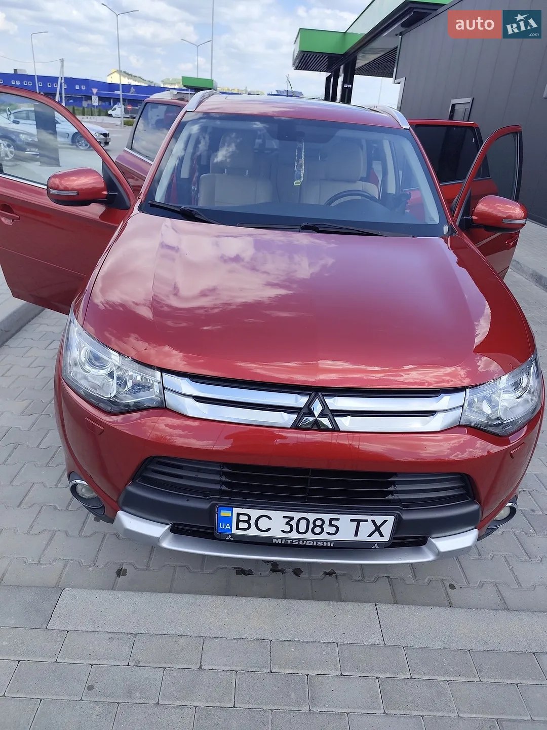 Mitsubishi Outlander, 2014