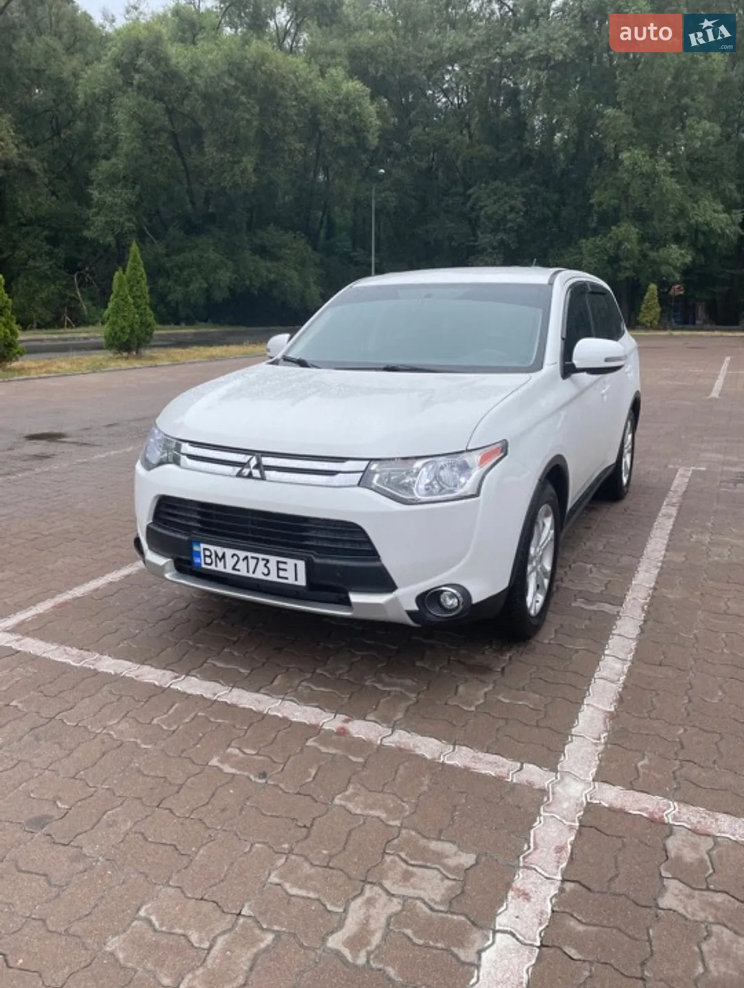Mitsubishi Outlander, 2015