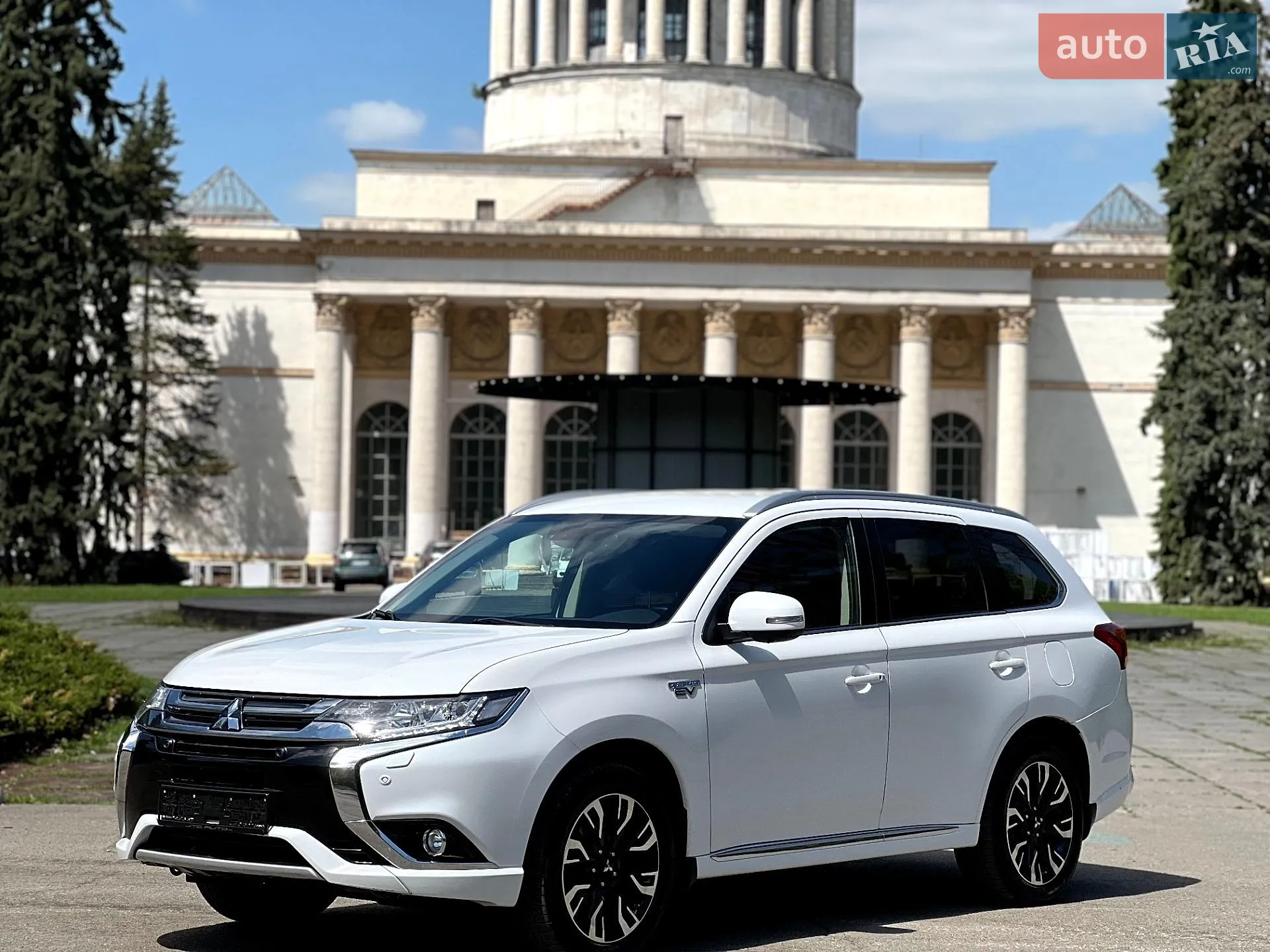 Mitsubishi Outlander, 2016