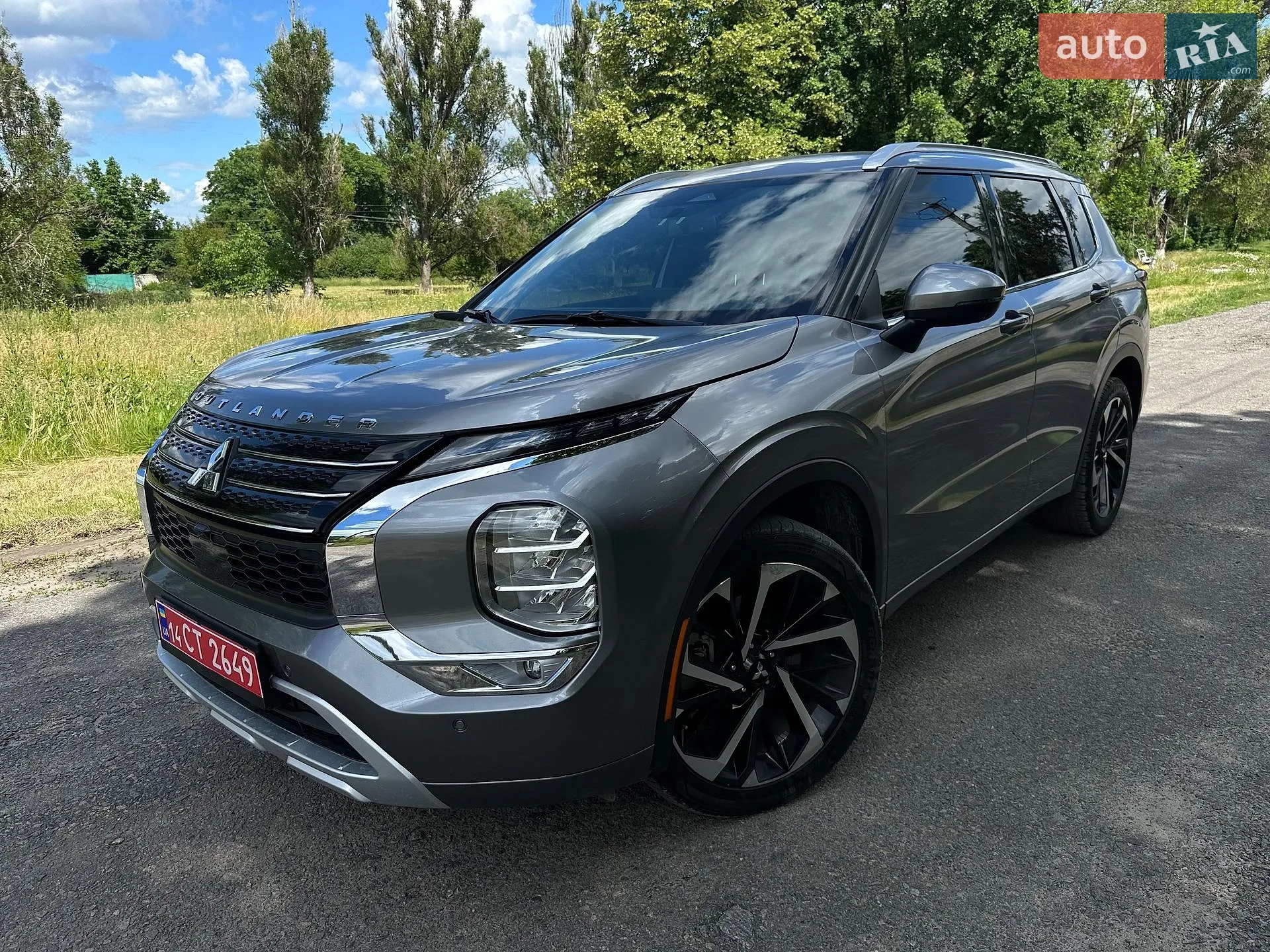 Mitsubishi Outlander, 2022