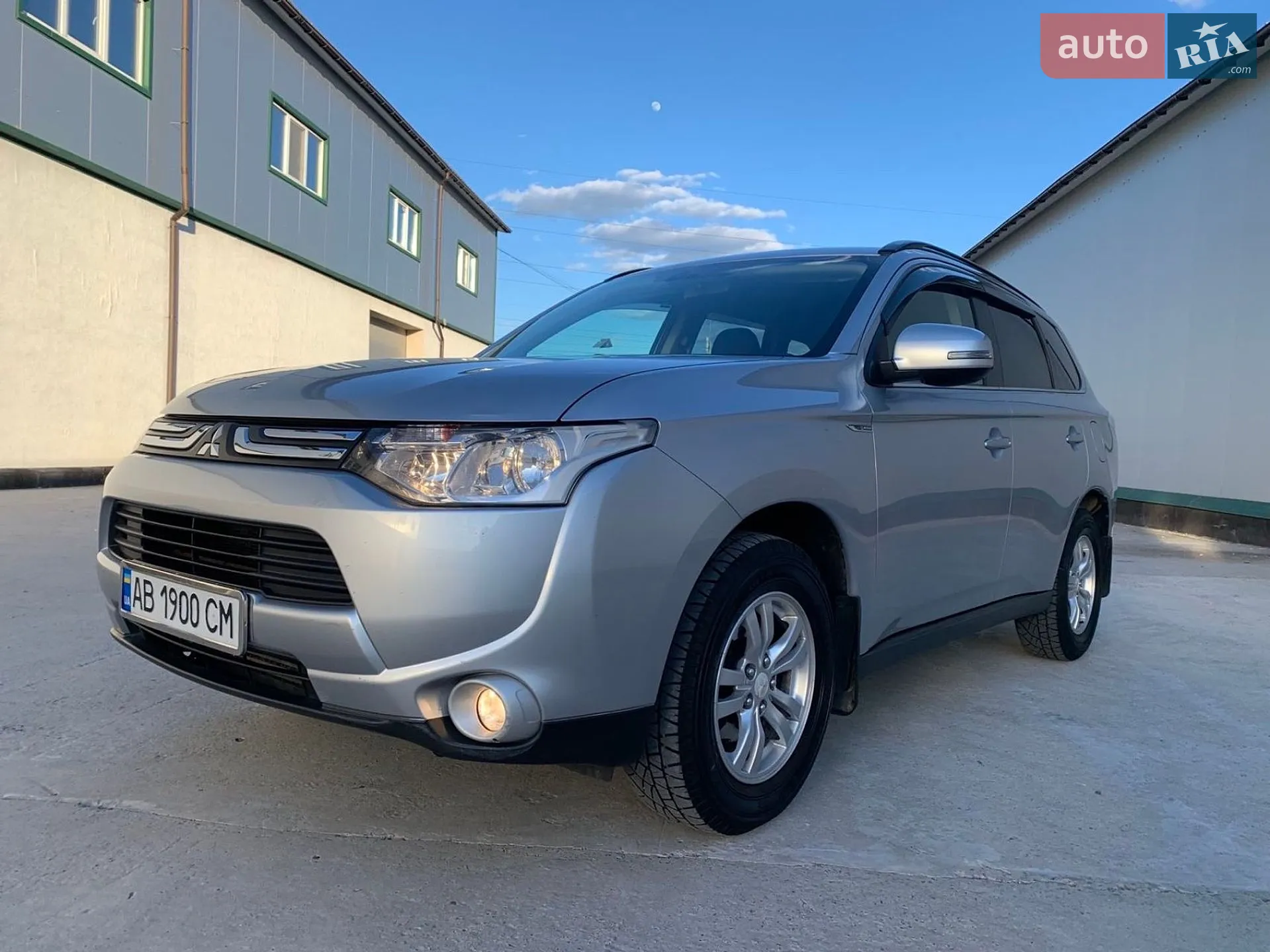 Mitsubishi Outlander, 2012