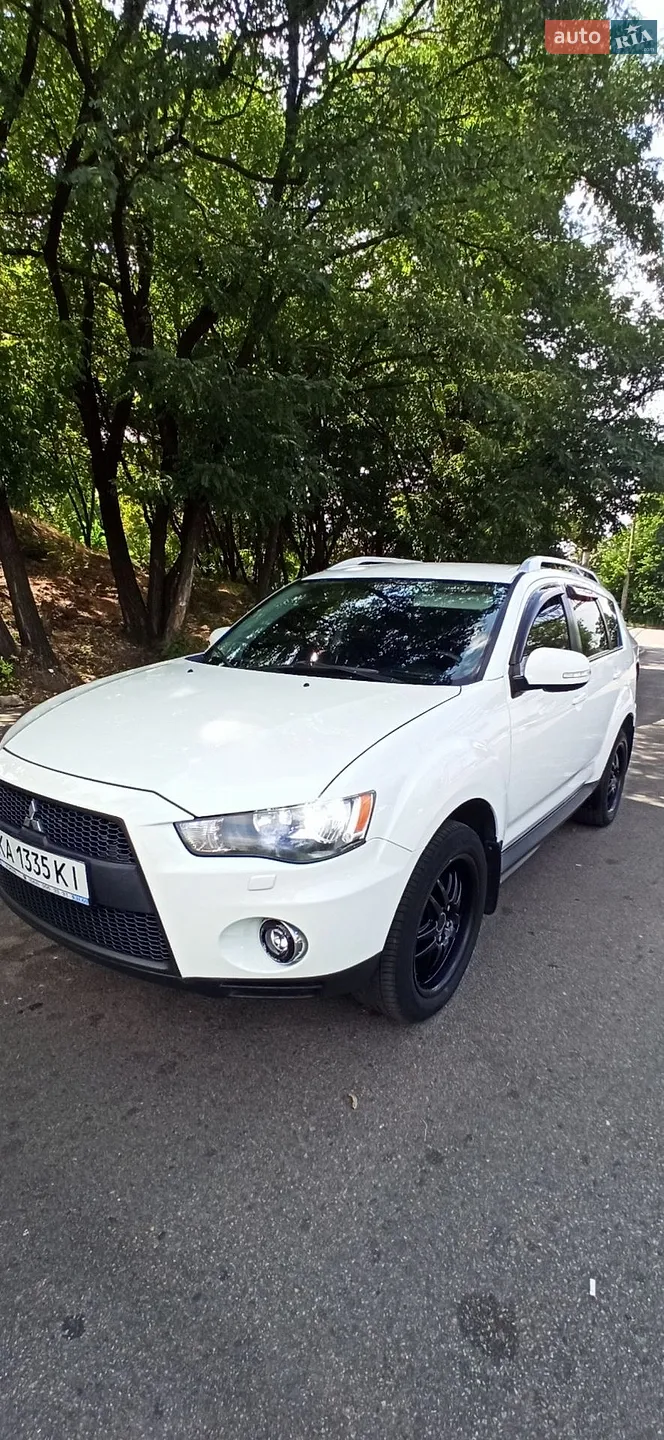 Mitsubishi Outlander, 2010