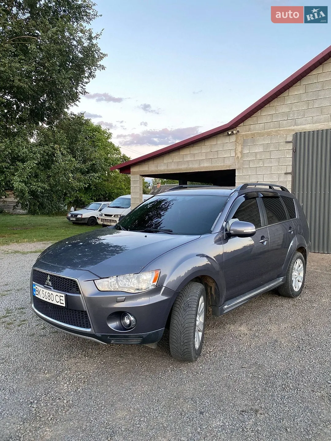 Mitsubishi Outlander, 2011