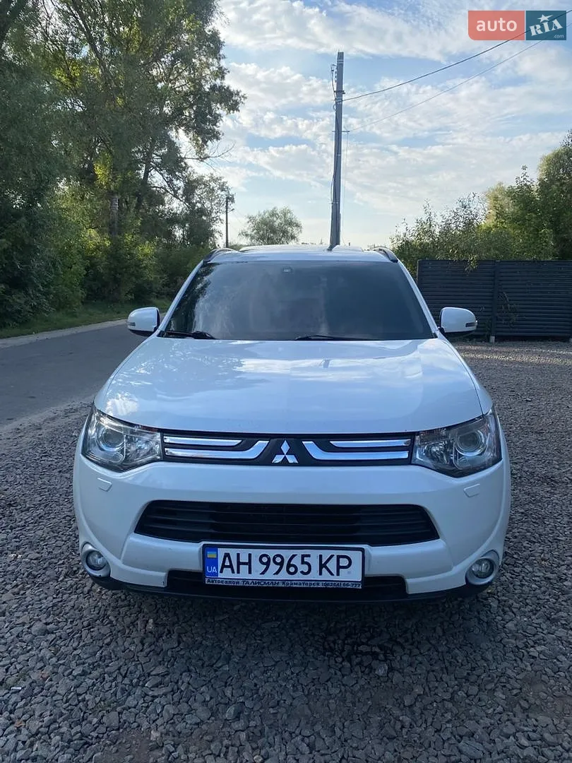 Mitsubishi Outlander, 2013