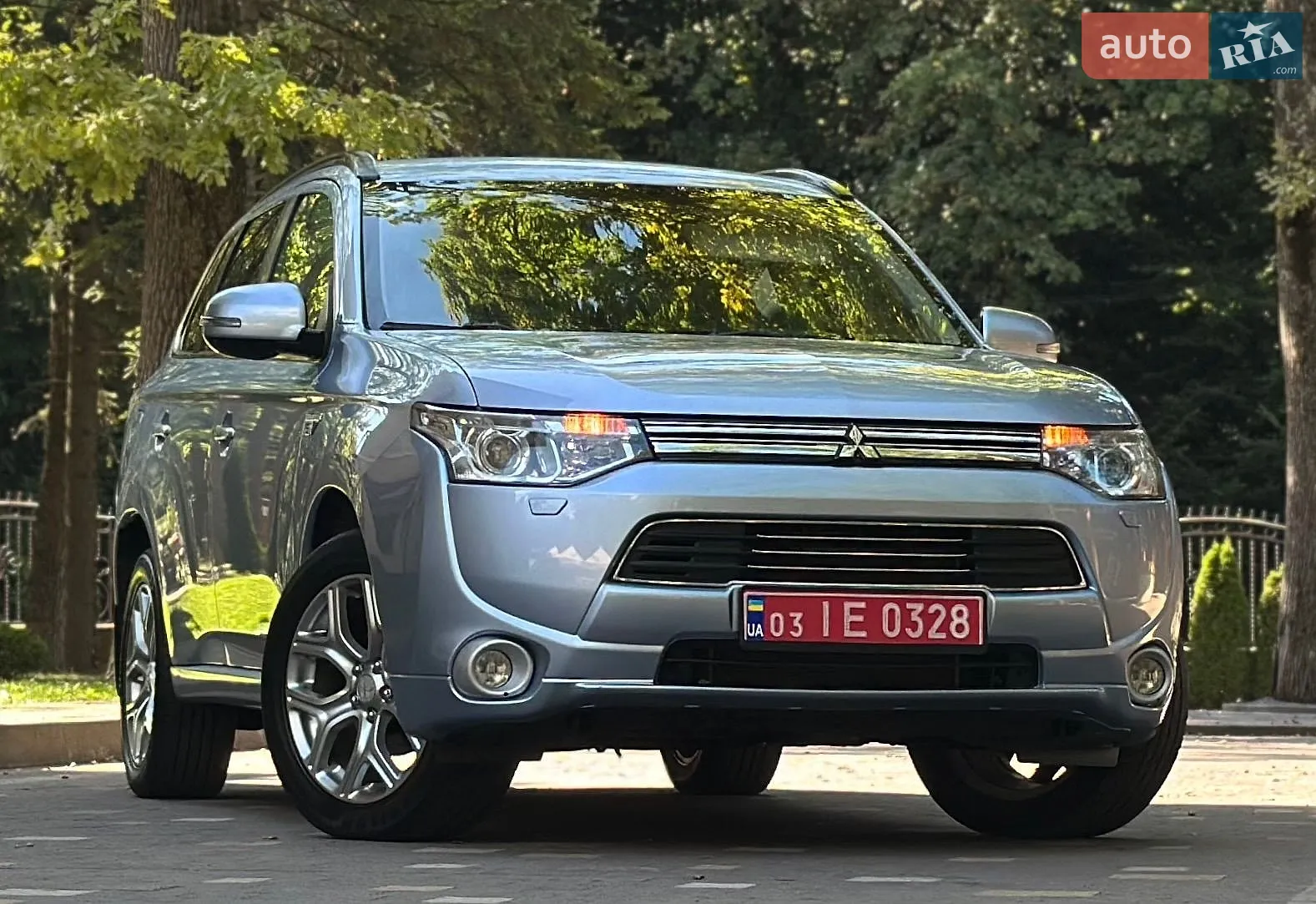 Mitsubishi Outlander, 2015